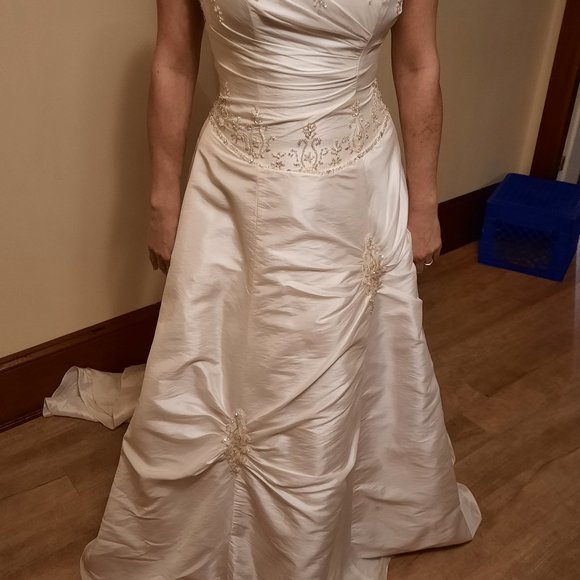 Atelier Diagonale Wedding Dress Size 8 - Picture 4 of 8